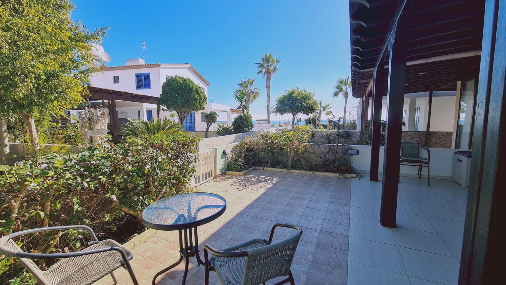 Stay Crystal Waves Maisonette Meneou 외부 사진