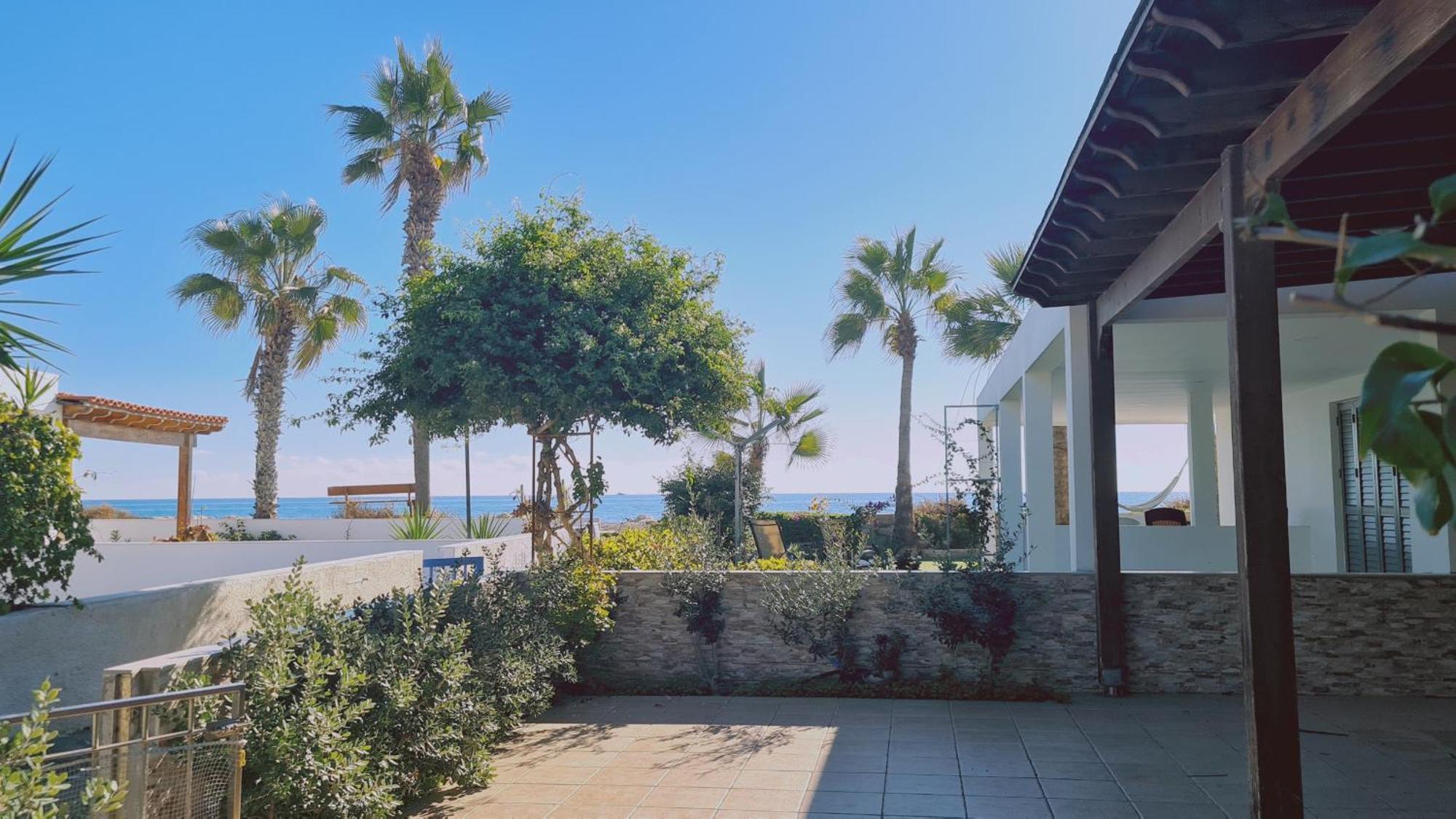 Stay Crystal Waves Maisonette Meneou 외부 사진